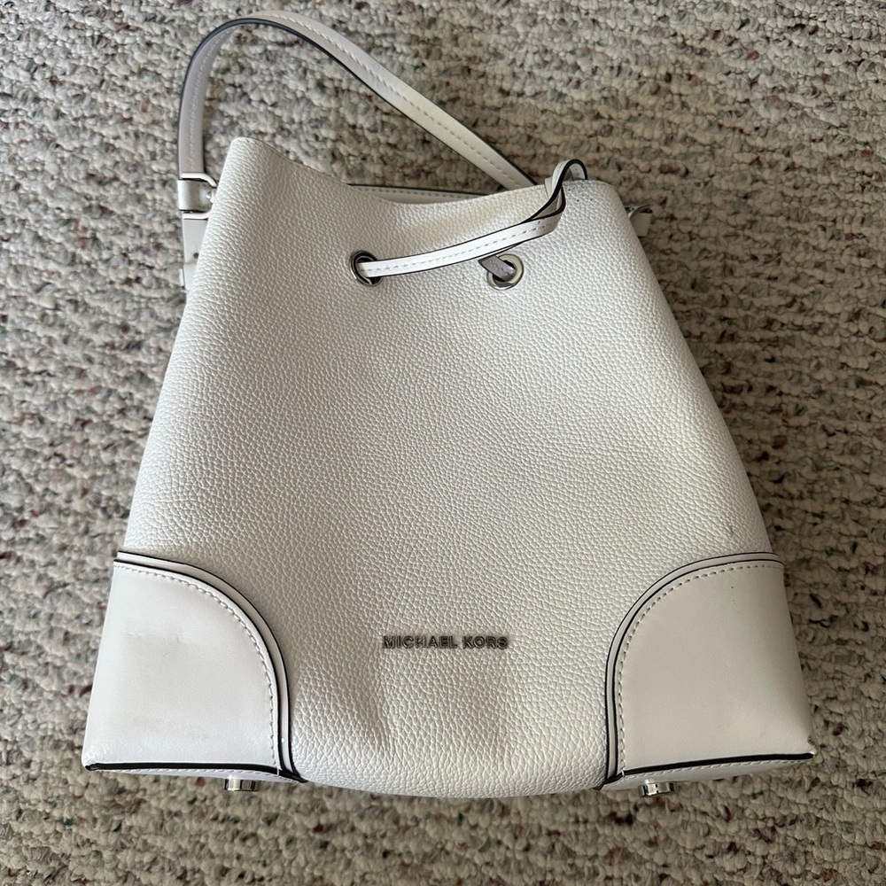 Michael Kors bucket handbag